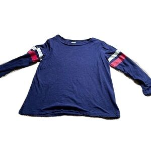 Old Navy L navy blue baseball tee with white and red stripes on sleeves